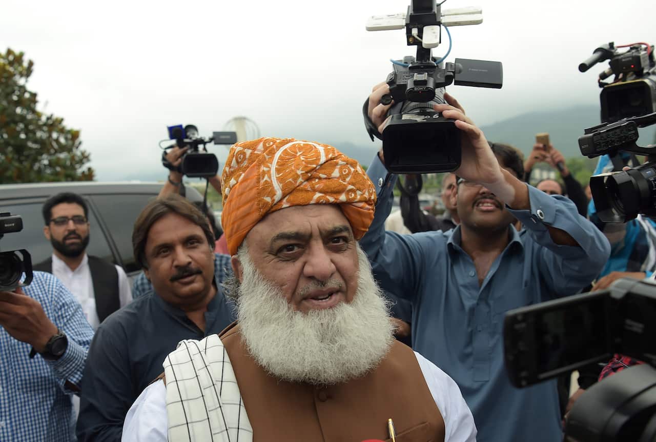 PAKISTAN-POLITICS-CORRUPTION