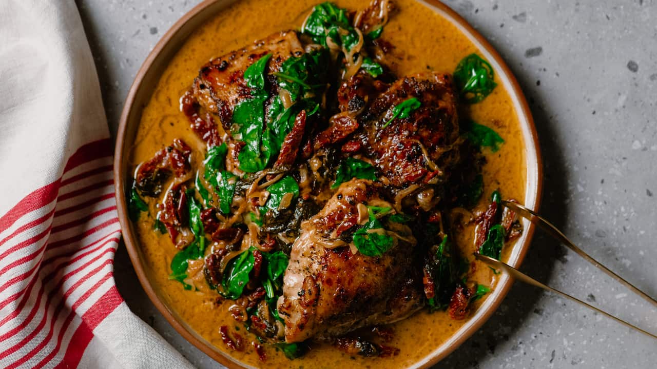 RX75-Recipe-AdamLiaw-TuscanChicken-CreditJiwonKim-TCUS6-1.jpg
