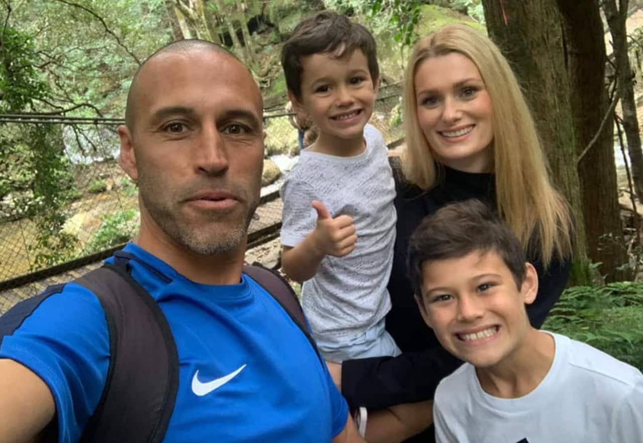 Alfredo com a sua família.png