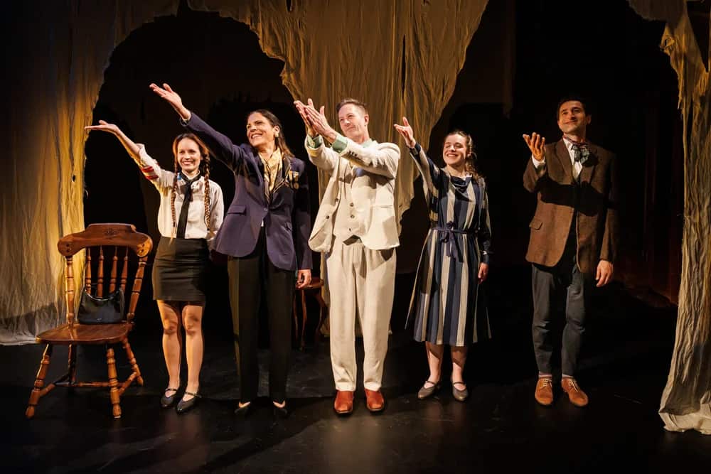 From the play "La Souris Blanche" / Darren Gill 