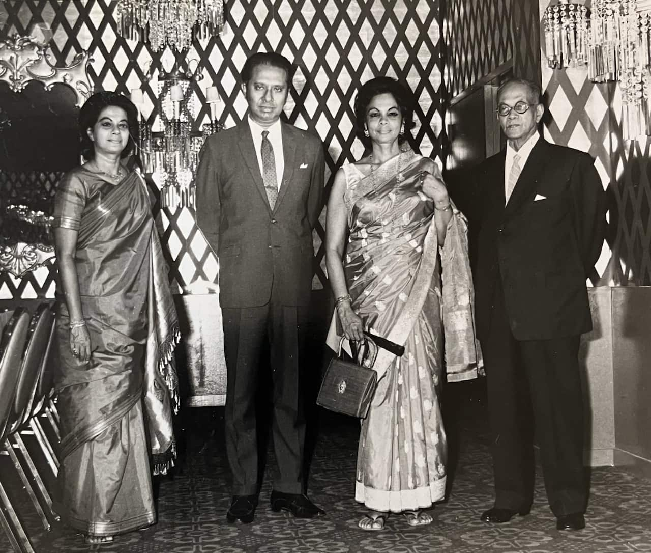 Atchi_and_Siya_with_Atchi's_sister_(Aunty_Soma)_and_father_(Sir_Arthur).jpg