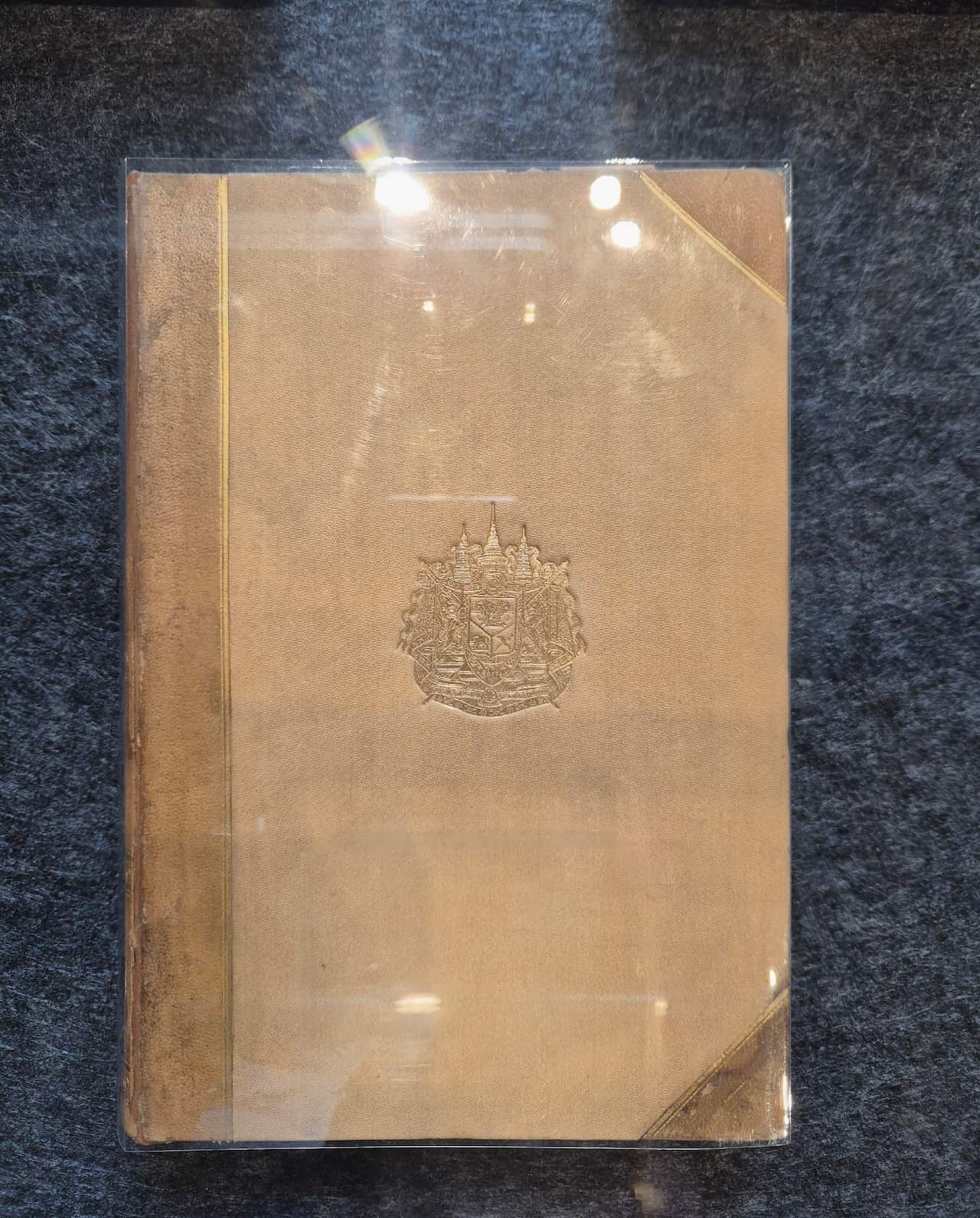 Photo-Tipitaka-Thai.jpg