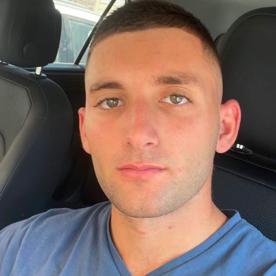 matan angrest.jpg