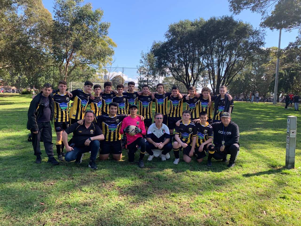 EWFC Under 15-2 - Photo - Grand Final Team Photo - Sun 29 August 2022.jpg