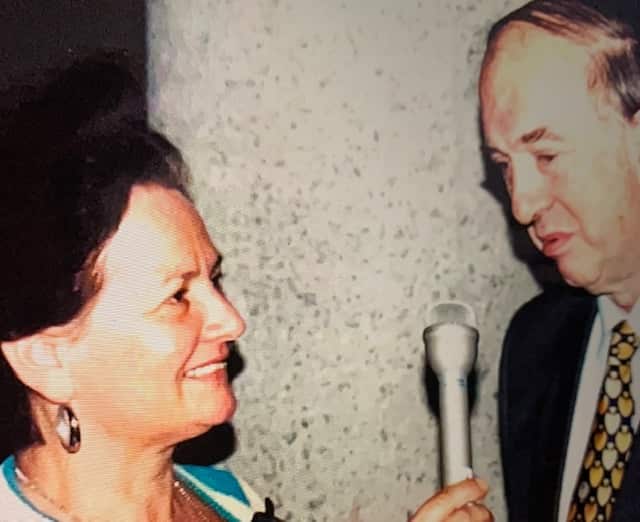 Manuela Caluzzi interviewing the premier of Victoria, Sir James Gobbo.