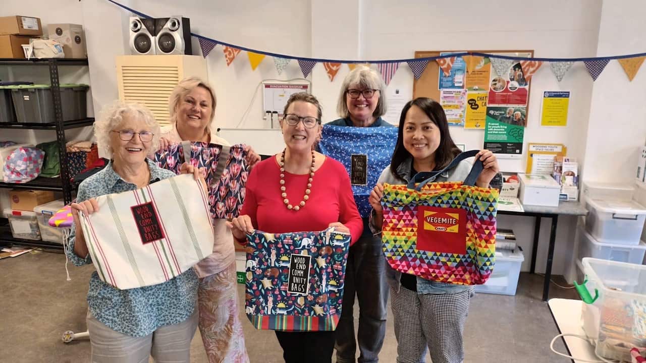 Winnie Chong and friends.jpg