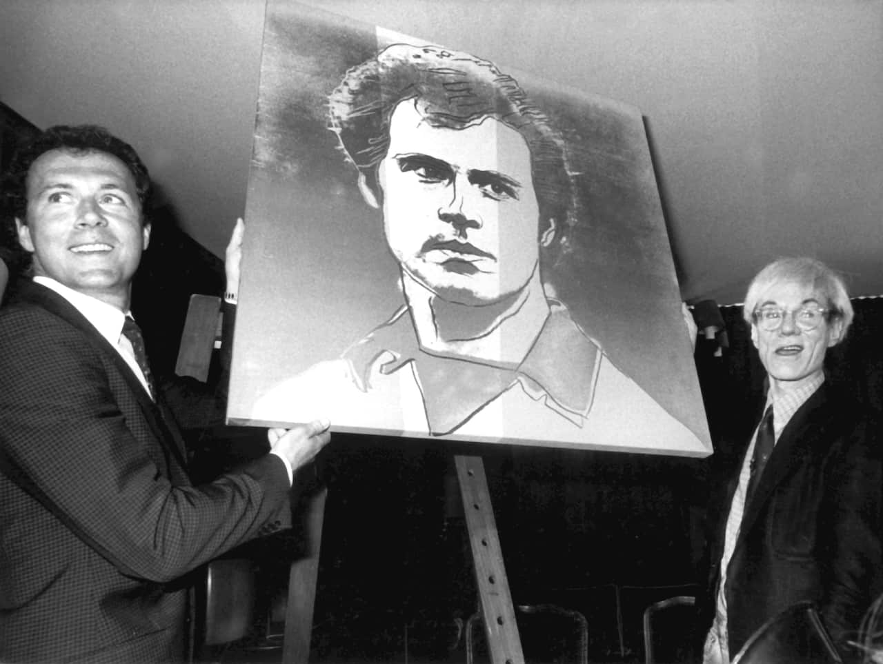 Fußball: Andy Warhol und Franz Beckenbauer 1982
