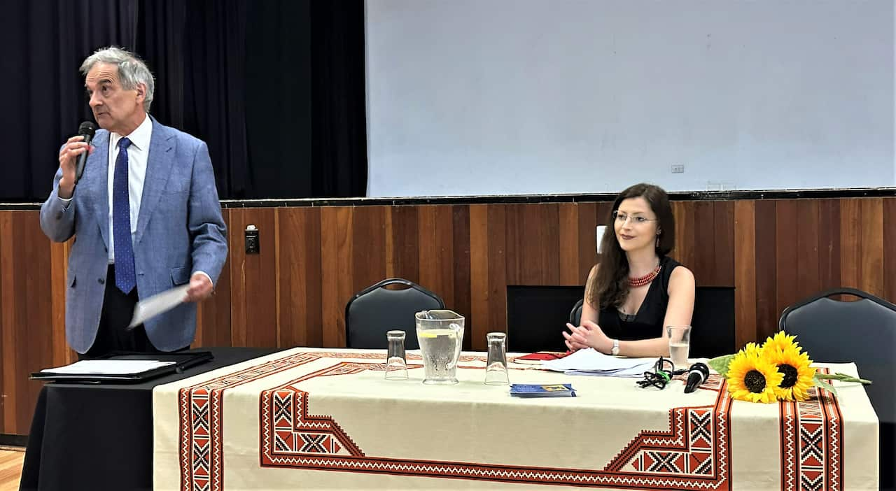 Professor Marko Pavlyshyn from Melbourne and Dr Olesya Chromeychuk from London, Ukrainian House, Essendon.jpg