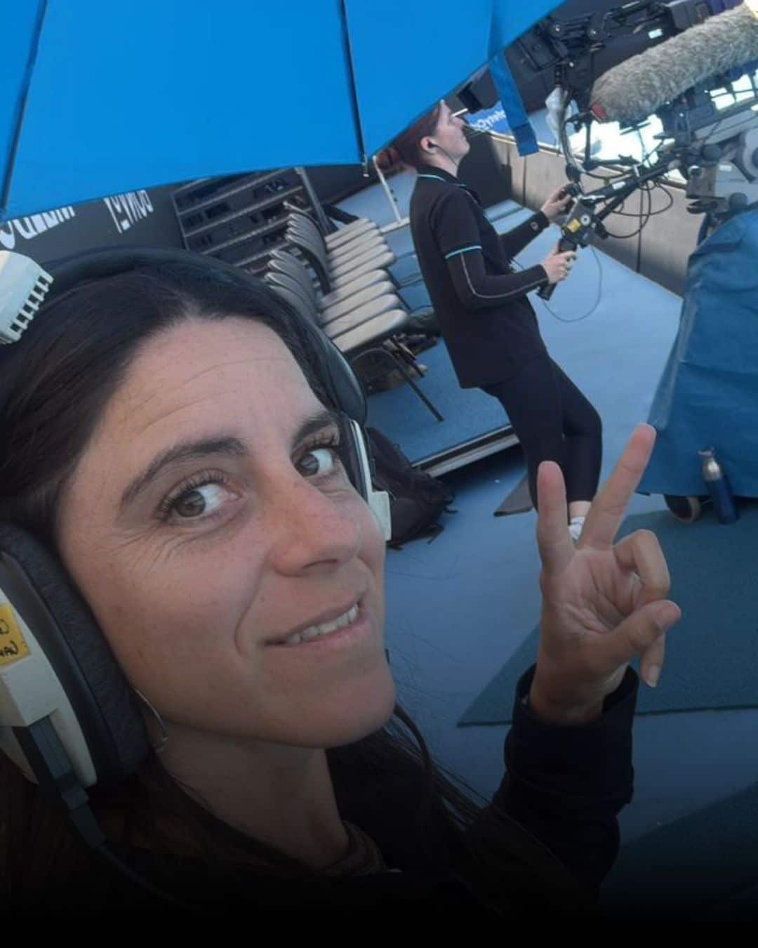 Female videographers in AO. Pau Ledda.