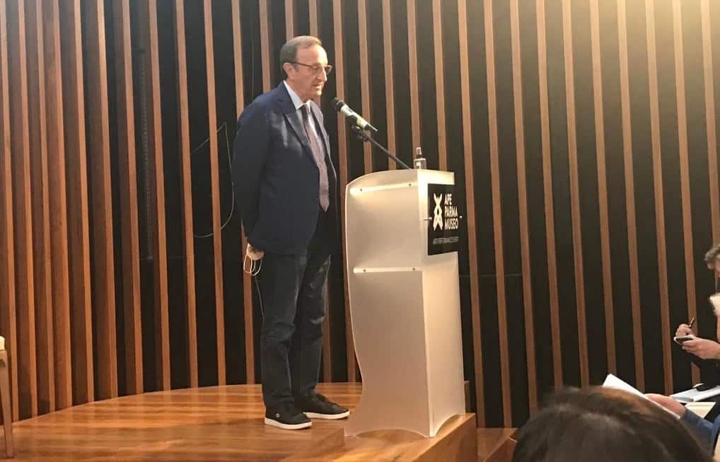 Alla Società Dante Alighieri di Parma in occasione del Premio Letterario.jpg