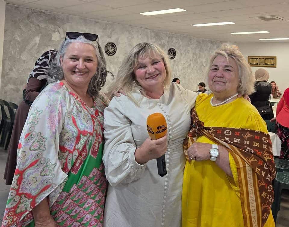 Senada Ekić, Aiša Hadžiahmetović i Senka Bašić.jpg