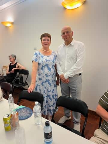 Jasmina Kesić i NJ.E. ambasador BiH Kemal Muftić, 7. februar 26, Canberra, ambasada BiH v.2.jpg (Photo J. Kesić).jpg