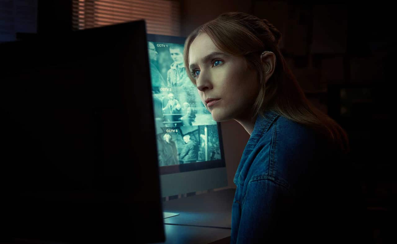 CodeofSilence_SER_92pv0c7_01_Hero_DesktopCTV_NoLogo_2560x1440.jpg