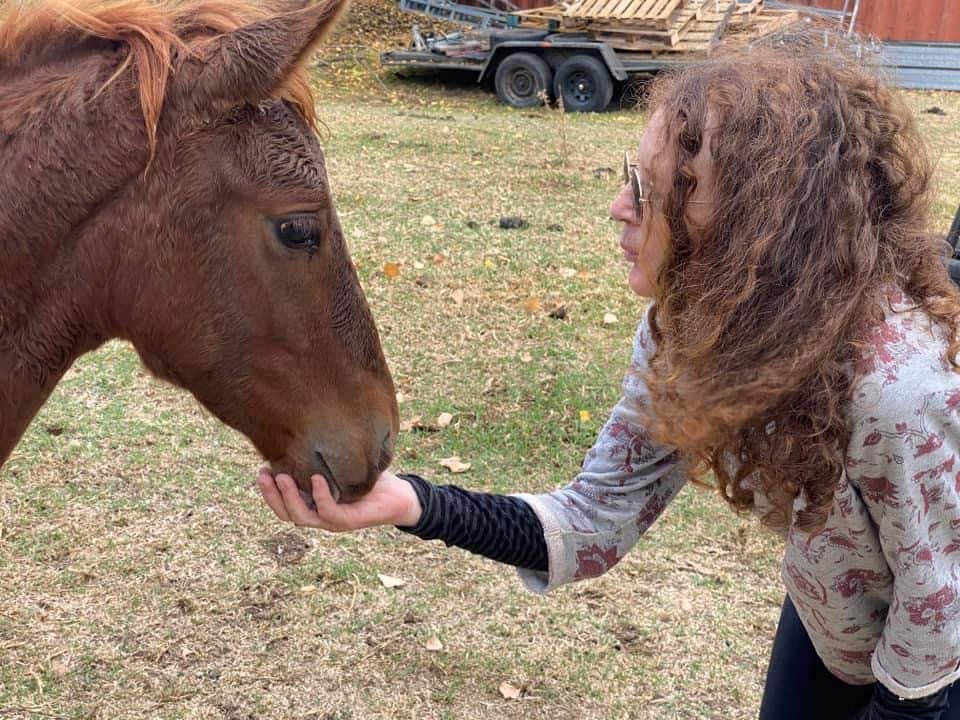 Natalie mit Pferd.jpg