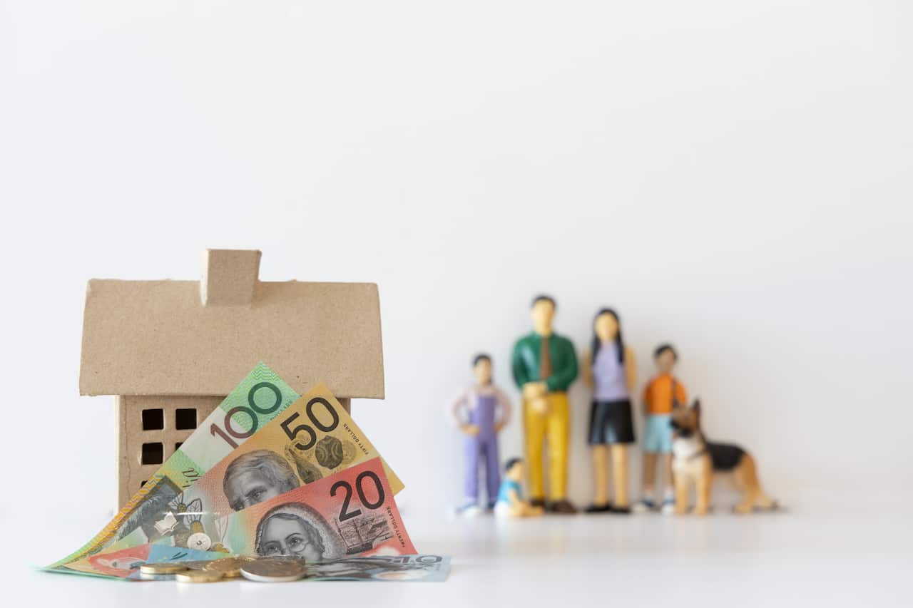 Australia Explained: Saving Money for Children