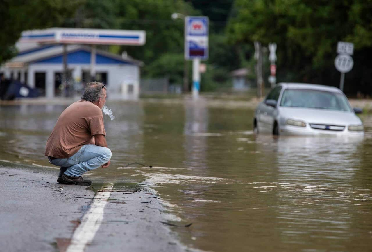 KY: Deadly flooding in Kentucky