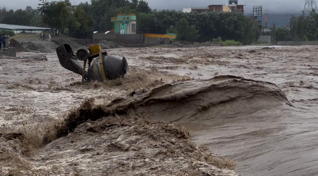 kpk_floods-Khwaja Irfanullah