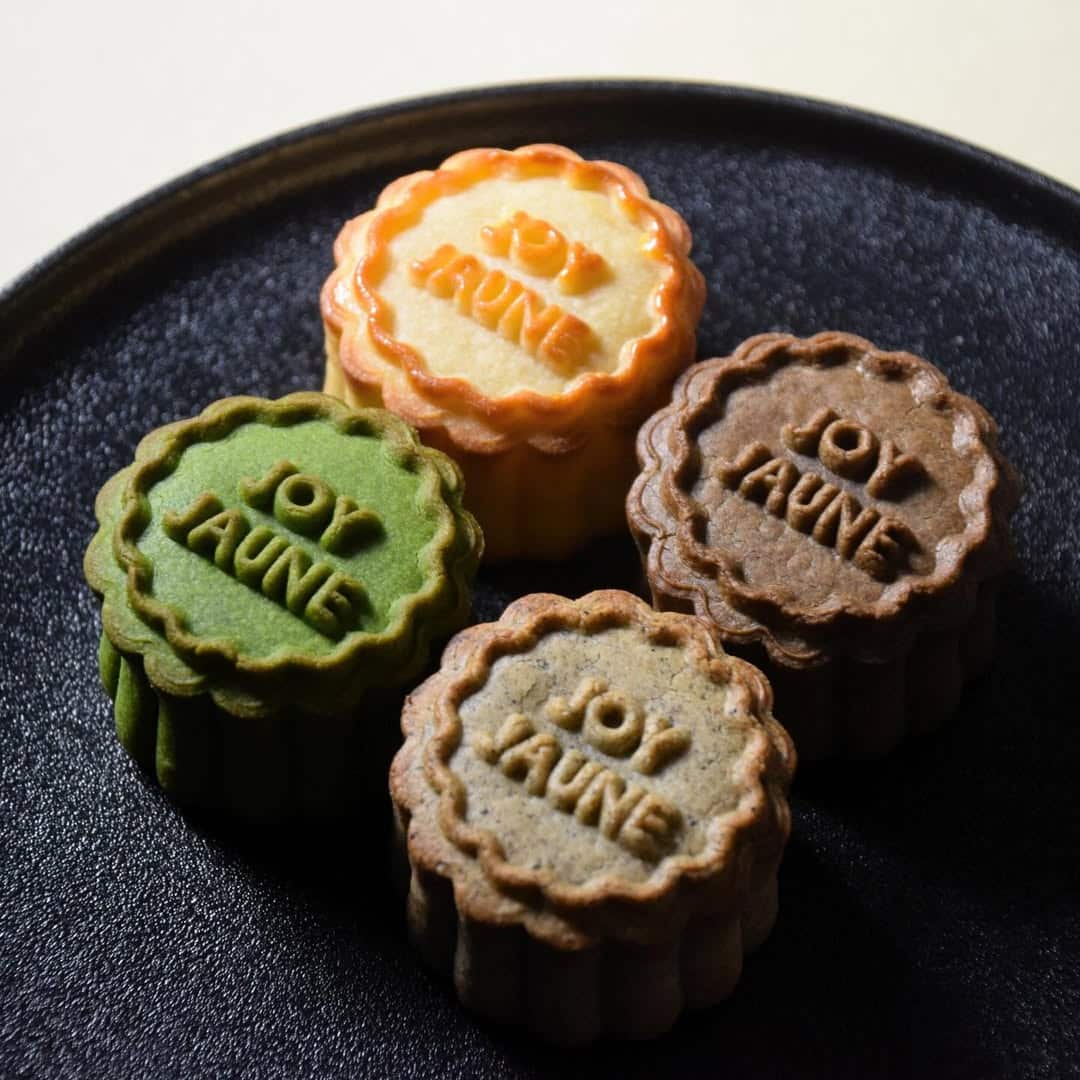 Mooncake.jpg