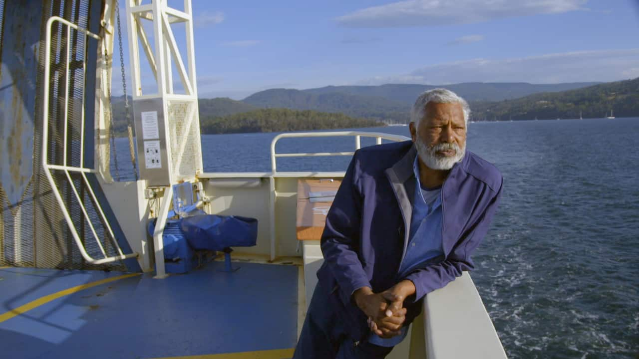 Ernie Bruny Islamd ferry.jpg