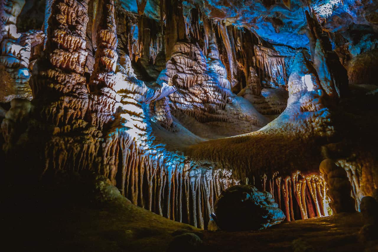 Inside the 340 million Years Old Jenolan Caves in Blue Mountain, New South Wales, Australia