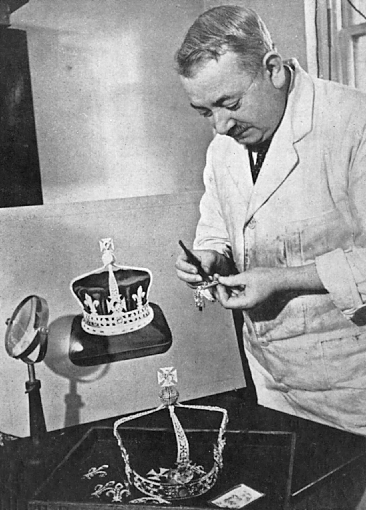 Garrard's making the Queen's Coronation crown, 1937