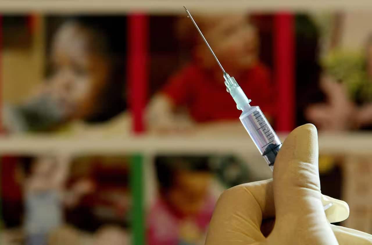 whooping-cough-vaccine.jpg