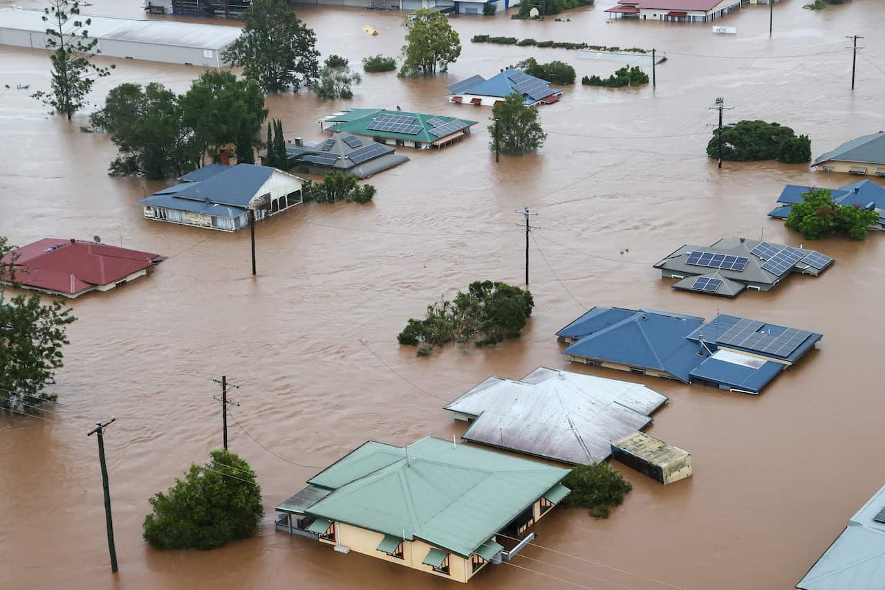 FLOODS NSW
