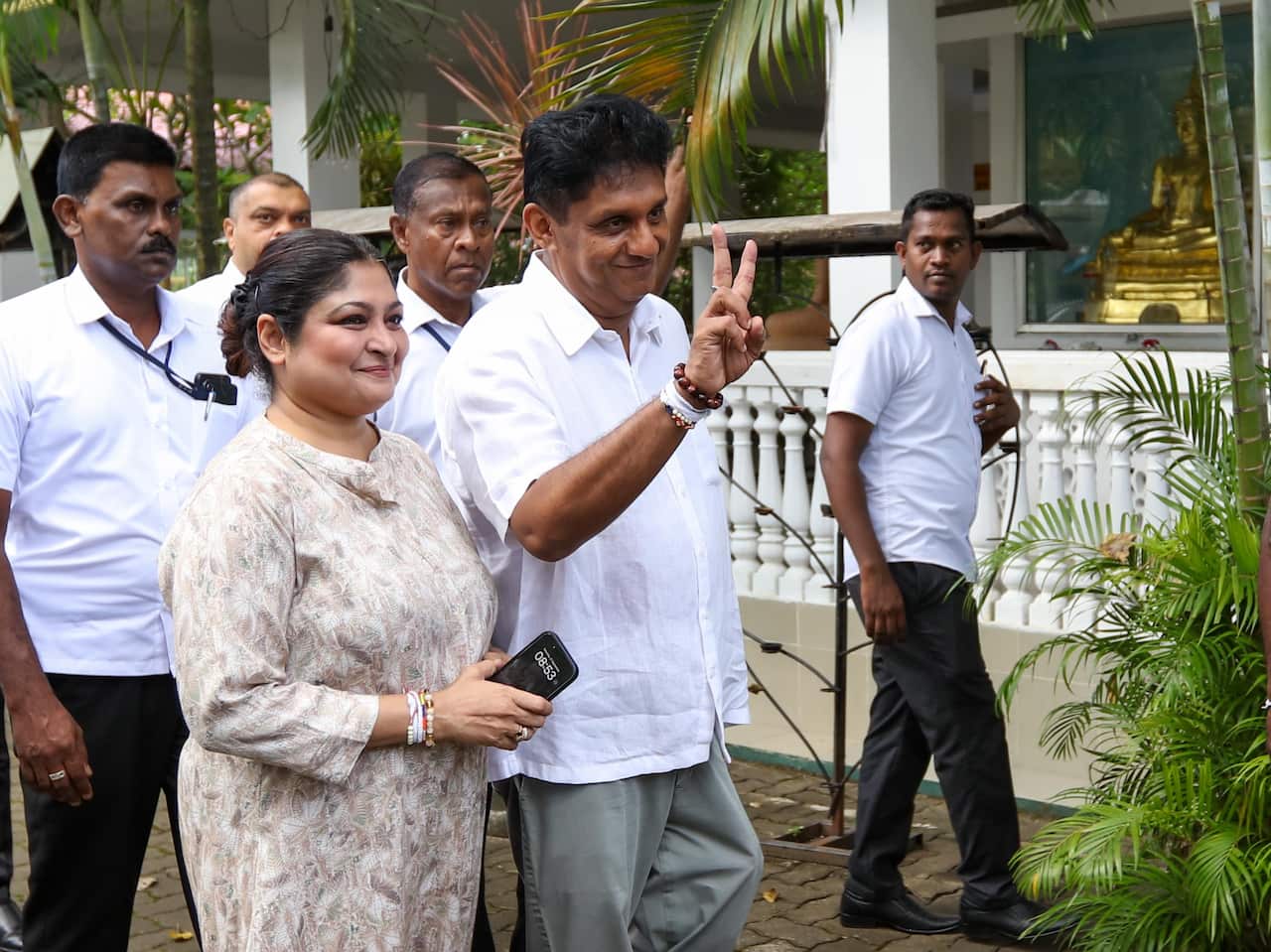 Sri Lanka holds presidential election&#x9;