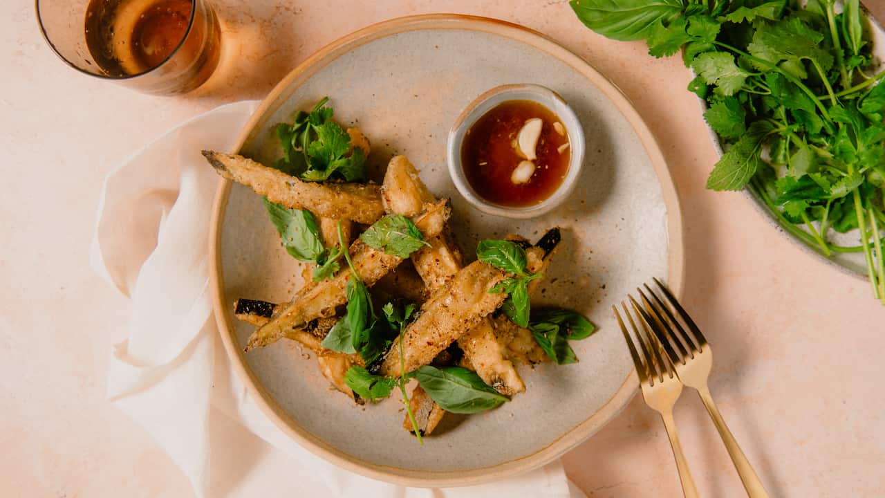 Tempura eggplant with honey and spices