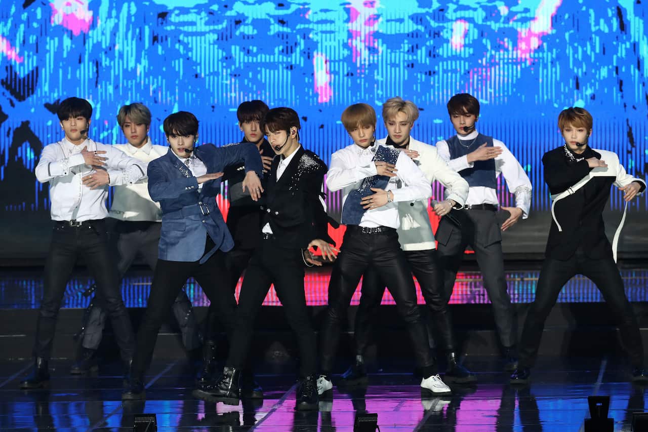 Stray Kids