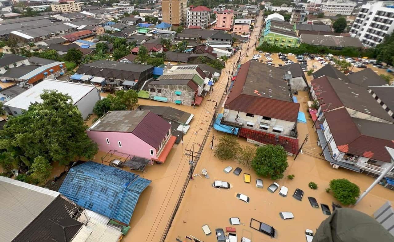 Casas em área inundada