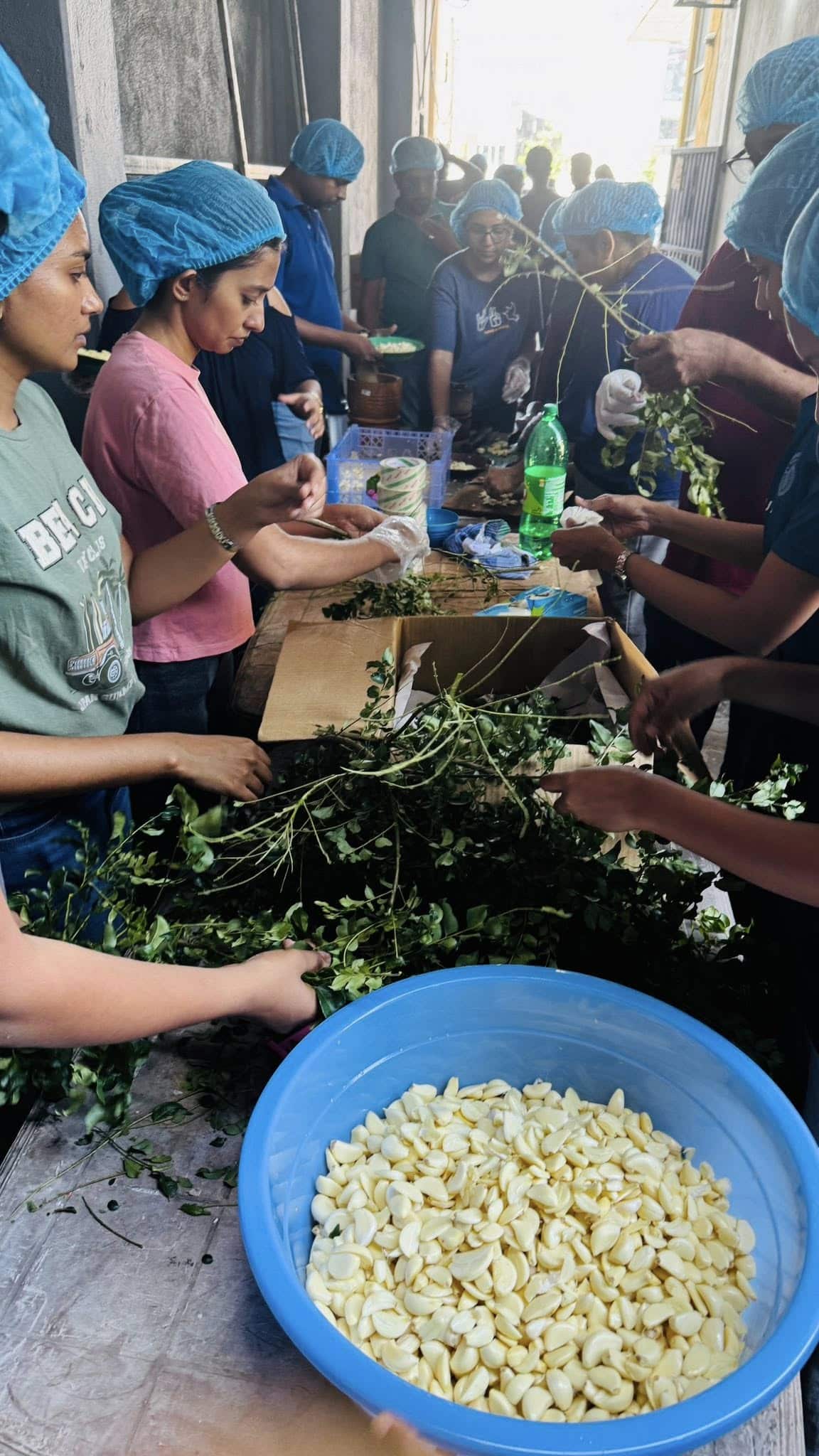 community kitchen sri lanka kasun pussewela 03.jpg