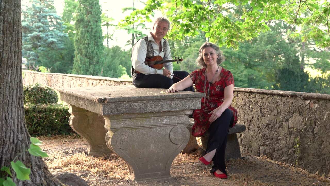 L'arpista Maria Christina Cleary ed il violinista Davide Monti.