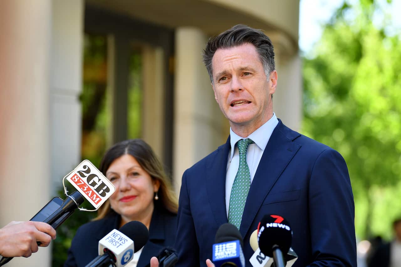 CHRIS MINNS PRESSER