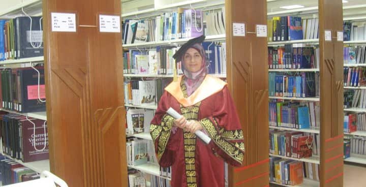 Dr Mauida Ph.D. graduation in 2012 from University Putra Malaysia.png