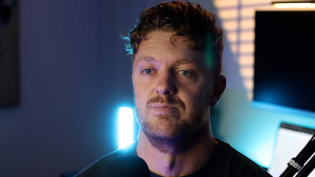 A man with blue eyes. Close up.
