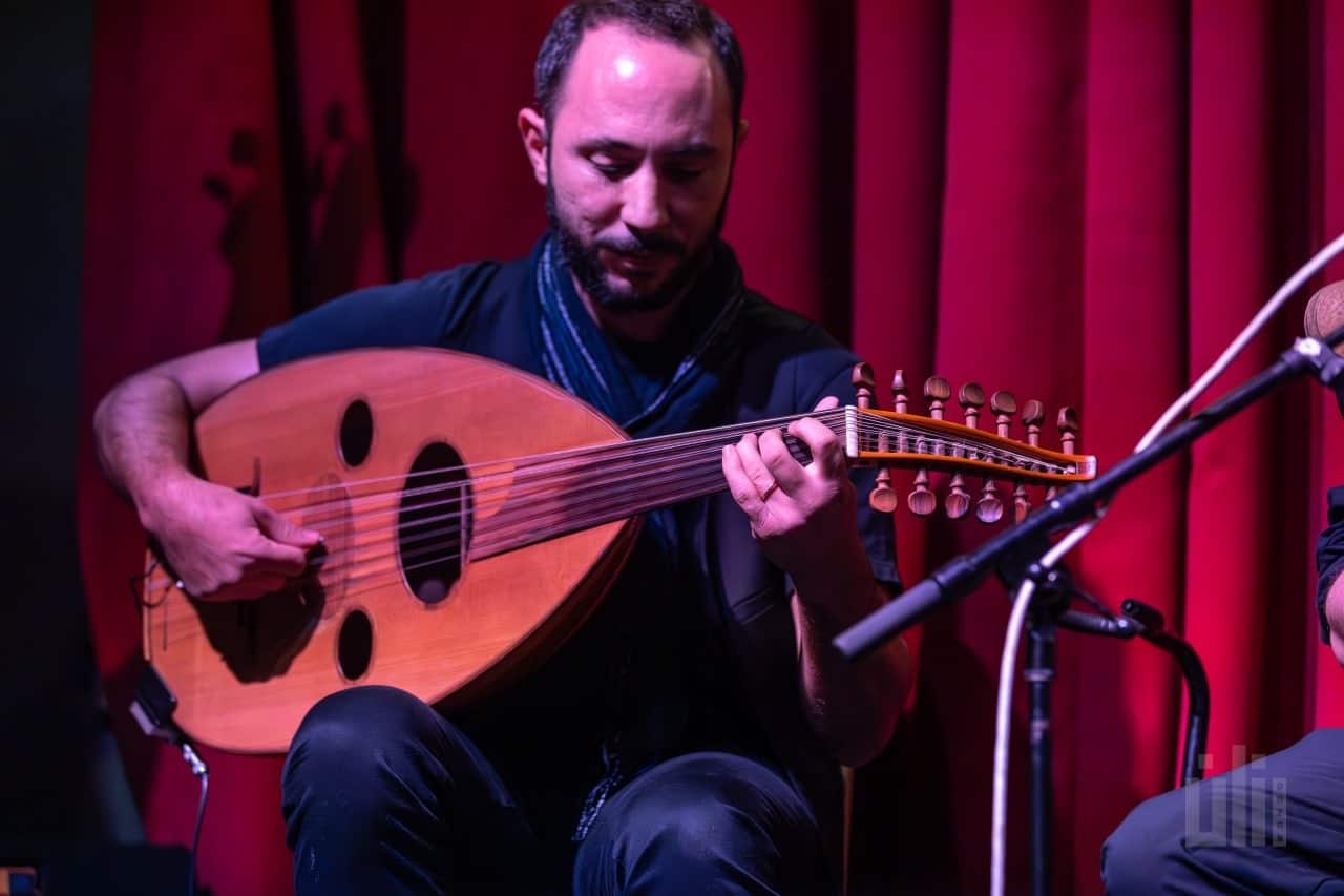 Oud player water band.JPG