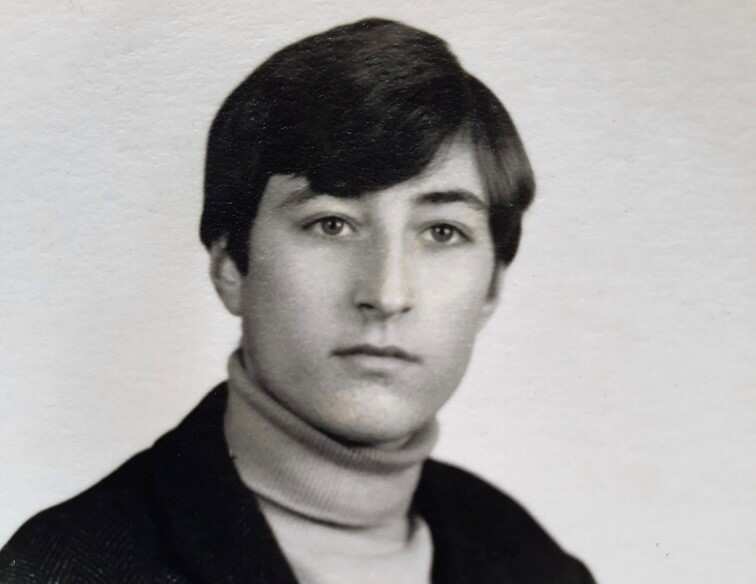 Paolo Buhne's passport photo in 1967.