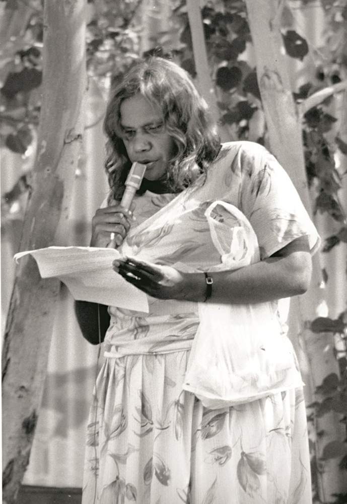 Rosemary at the Dedication of the Warumungu Mural, Tennant Creek 1992 (Image: CLC Archives)