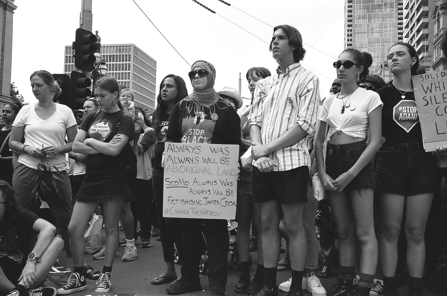 The protest and march were supported by all sectors of the community, including Muslim and Jewish groups. 