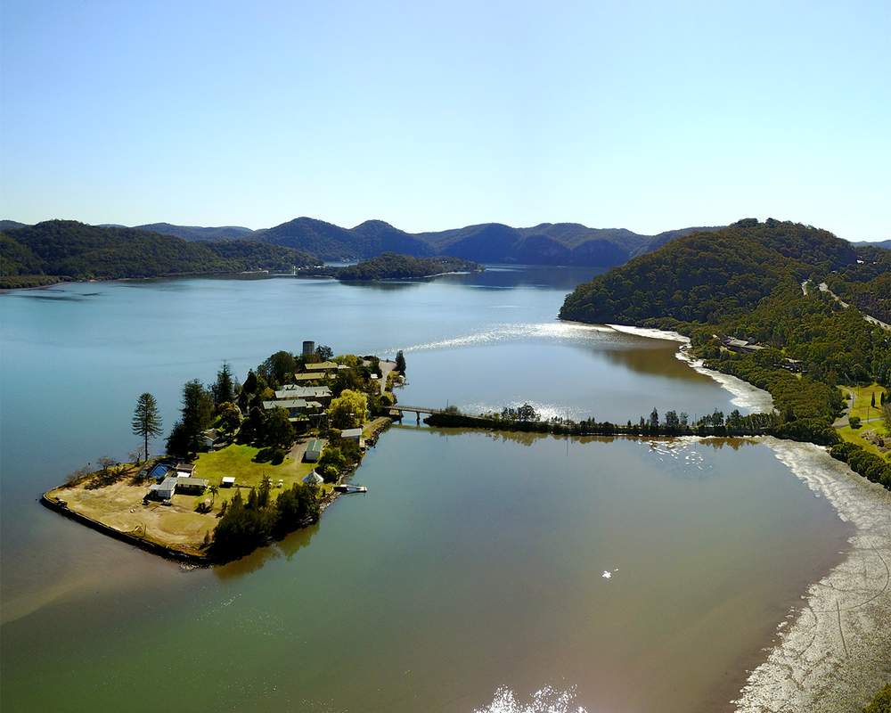 Peat Island on the Hawkesbury River, NSW (Photo: Hpeterswald, Wikimedia Commons)