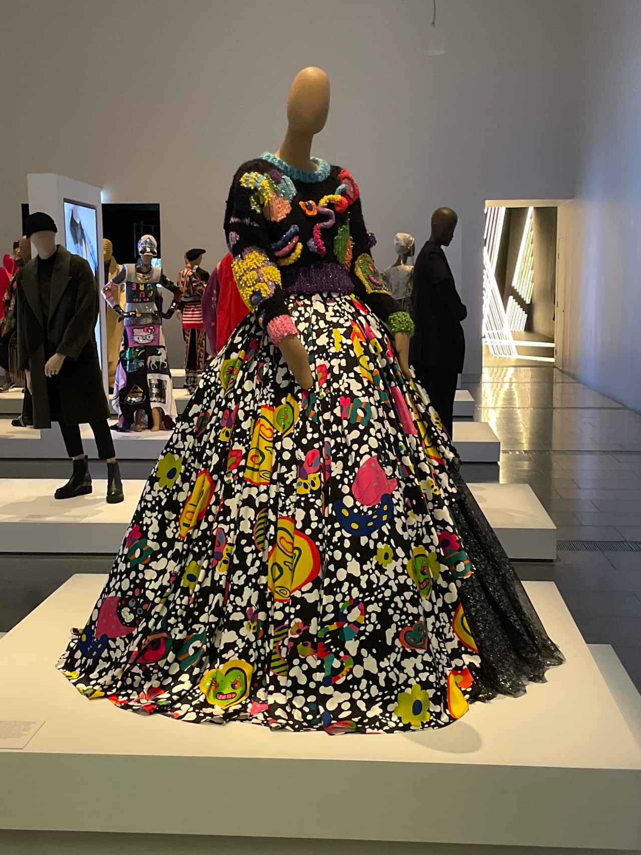 Fashion Now.jpg