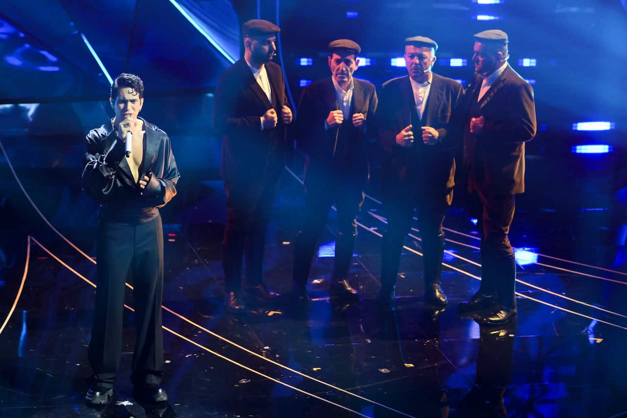 Mahmood with Sardinian group Tenores di Bitti at Sanremo Festival