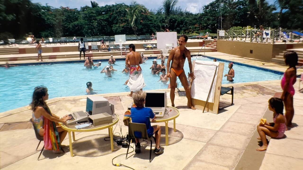 Poolside Computer Class At Club Med