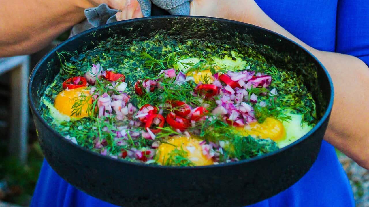 Stewed spinach eggs
