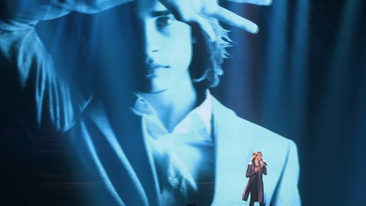 Isaiah Firebrace performing in Kiev, Ukraine