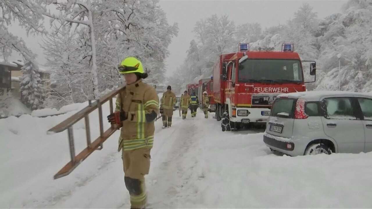 Snowed-in German town declares state of emergency, calls for army's help