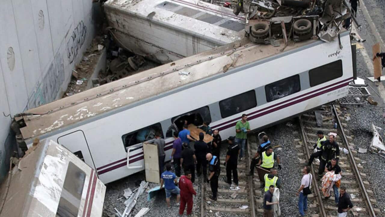 spain_train_crash_2_130725_aap_492283980