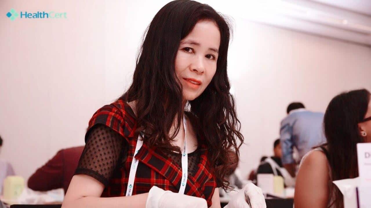 Dr Grace Diao at work