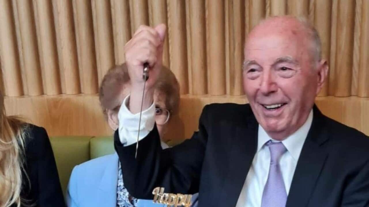 Γκέντης Διονύσης 1 κεντρική.jpg